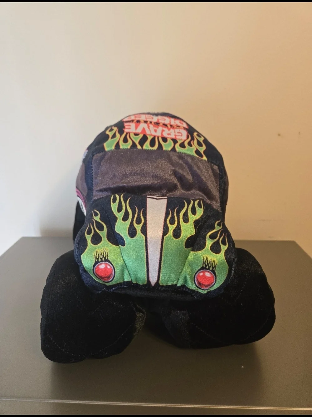 Monster Jam Grave Digger Monster Truck 13